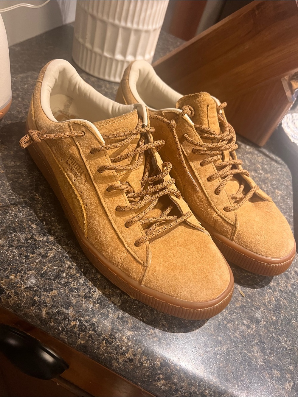 Men's Suede Casual Sneakers in Chestnut Brown Puma Basket